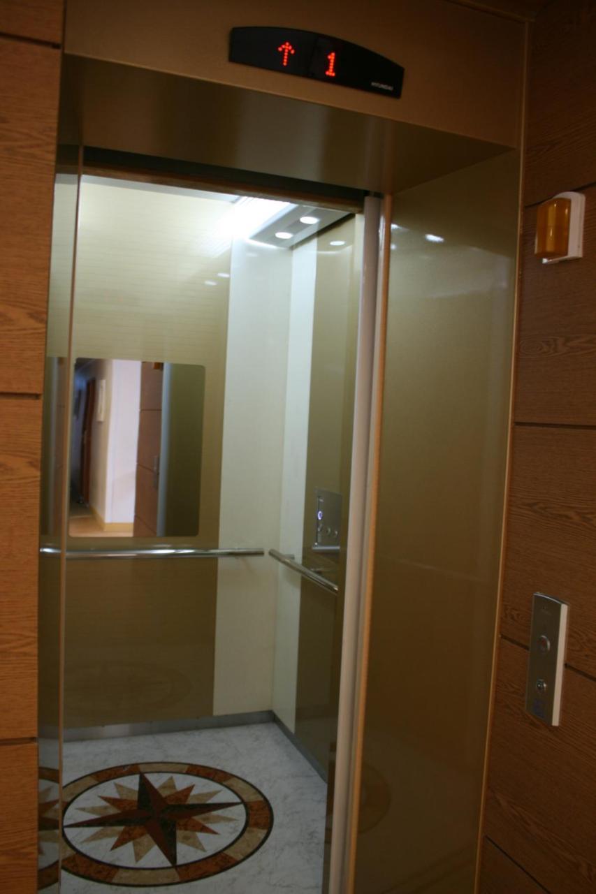 Appletree Hotel P'ohang Exterior foto